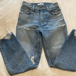 ** SOLD , CONSIGNMENT ****Moussy vintage jeans size 26
